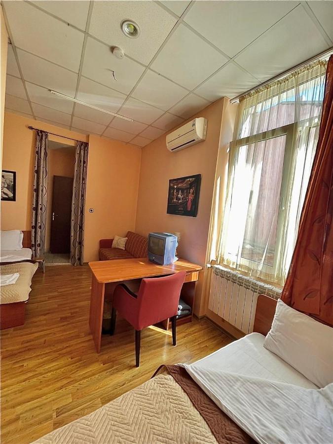 Rooms Sonata كيوستينديل المظهر الخارجي الصورة
