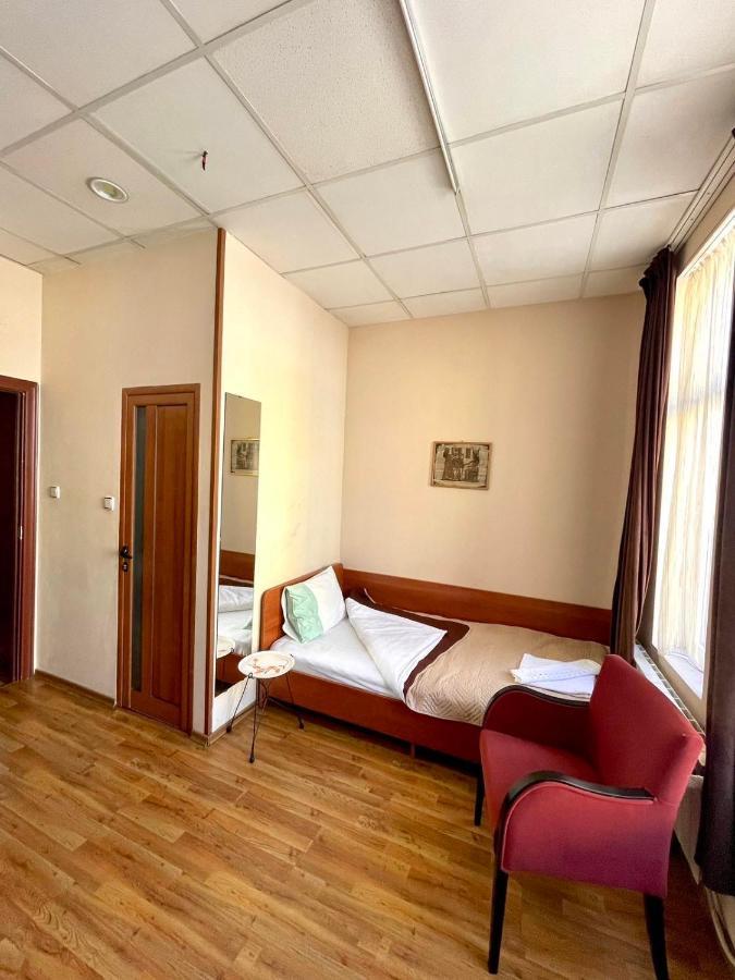 Rooms Sonata كيوستينديل المظهر الخارجي الصورة