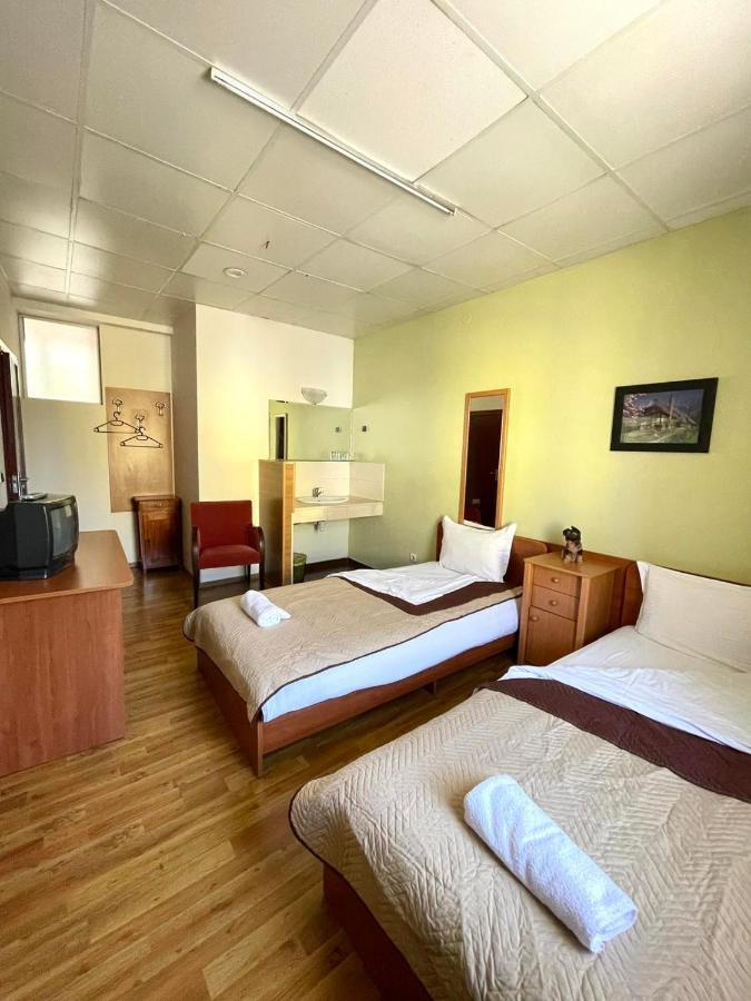 Rooms Sonata كيوستينديل المظهر الخارجي الصورة