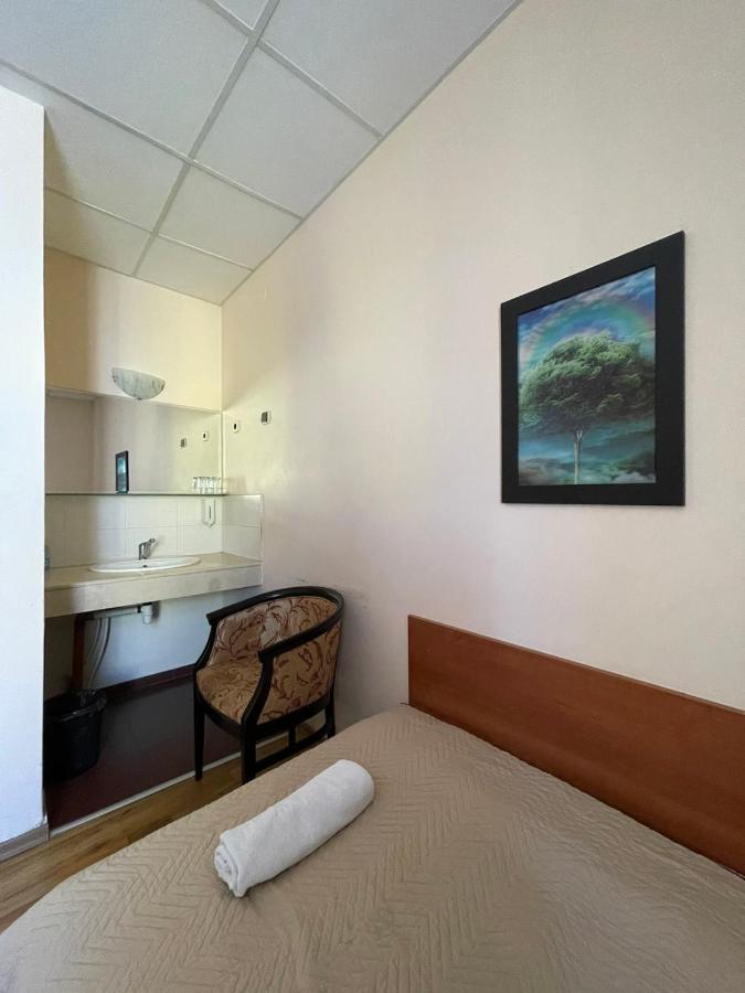 Rooms Sonata كيوستينديل المظهر الخارجي الصورة
